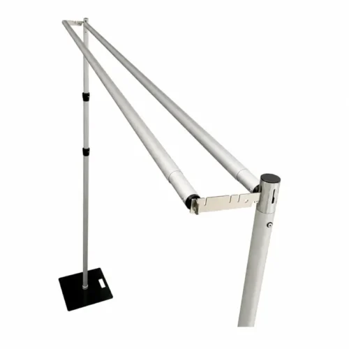 Barre transversale avant en métal pour structure télescopique de rideaux, réglable de 2,40 à 4,20 mètres, avec poteaux et base de maintien.